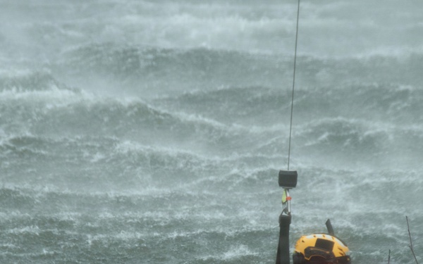 Coast Guard Air Station Traverse City conducts swift water rescue training on Boardman River