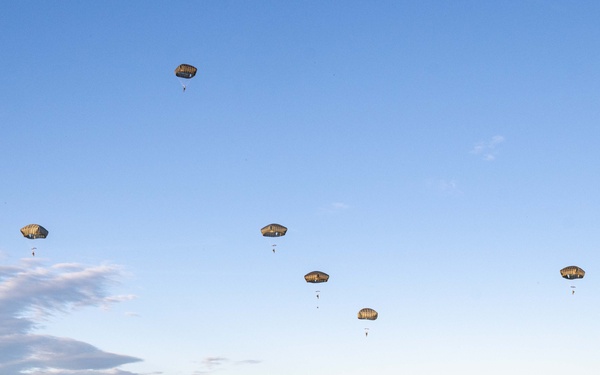 Sky Soldiers and Partners Integrate with 86th AW