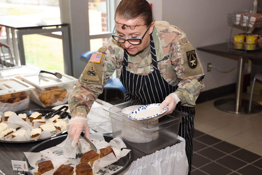 WRAIR’s leadership serves up a cheerful Thanksgiving Feast