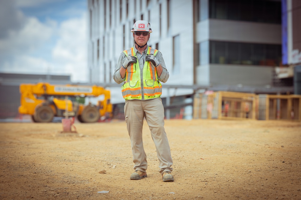 Carl Lindsey day in the life portrait