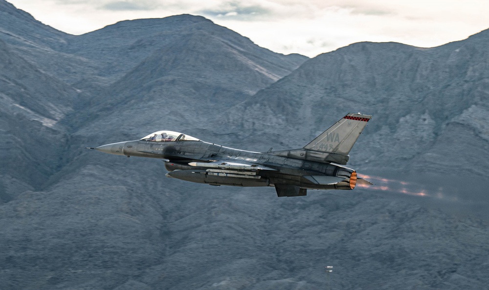 WSINT 25-B take offs