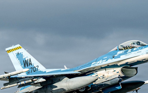 WSINT 25-B take offs