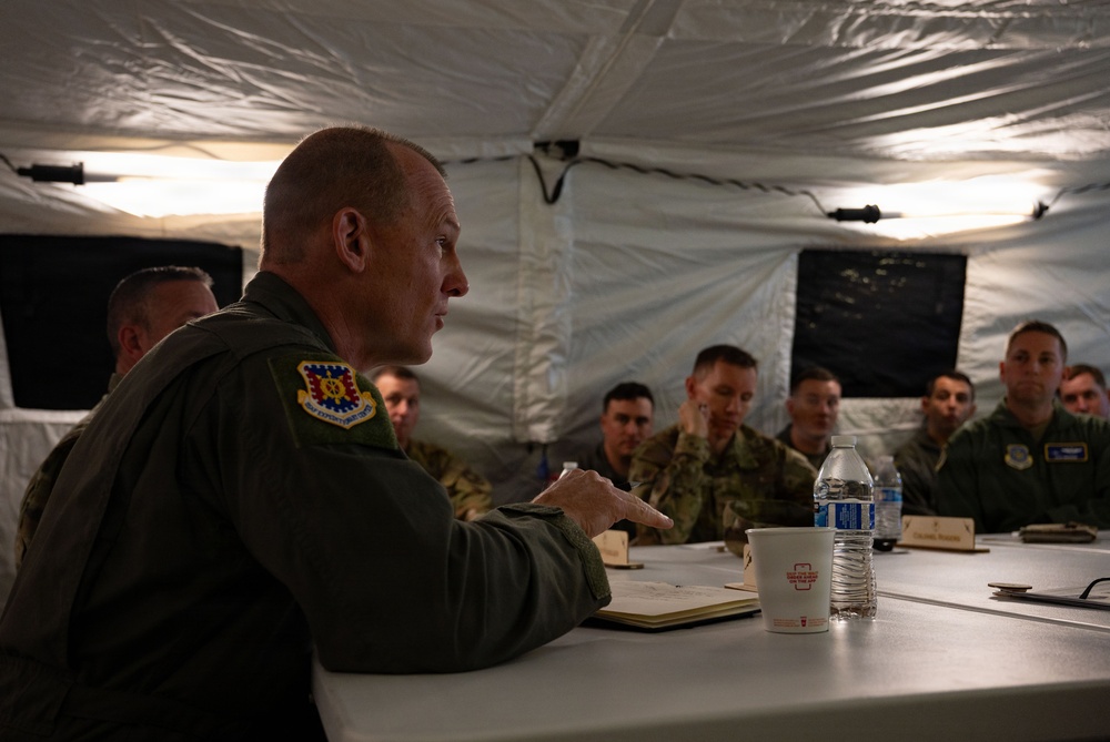 21st AF Commander receives 305th AMW Immersion