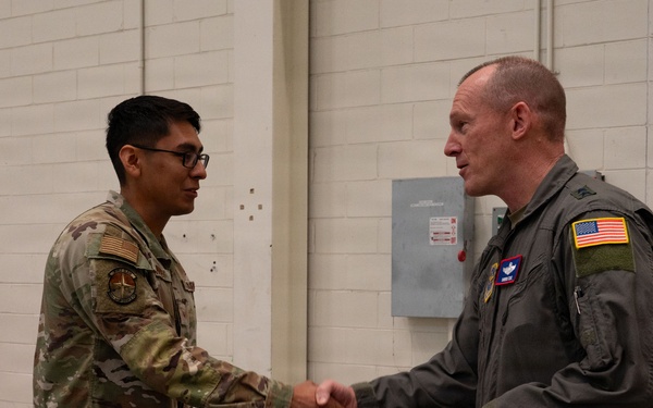 21st AF Commander receives 305th AMW Immersion