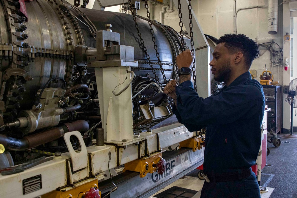 Abraham Lincoln conducts routine operations