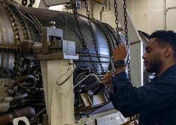 Abraham Lincoln conducts routine operations