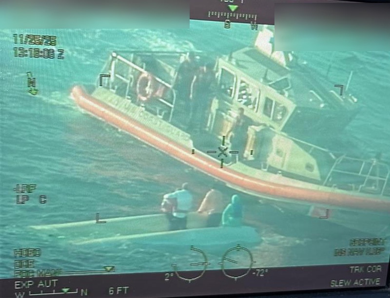 Coast Guard rescues 4 people from capsized boat off Clearwater