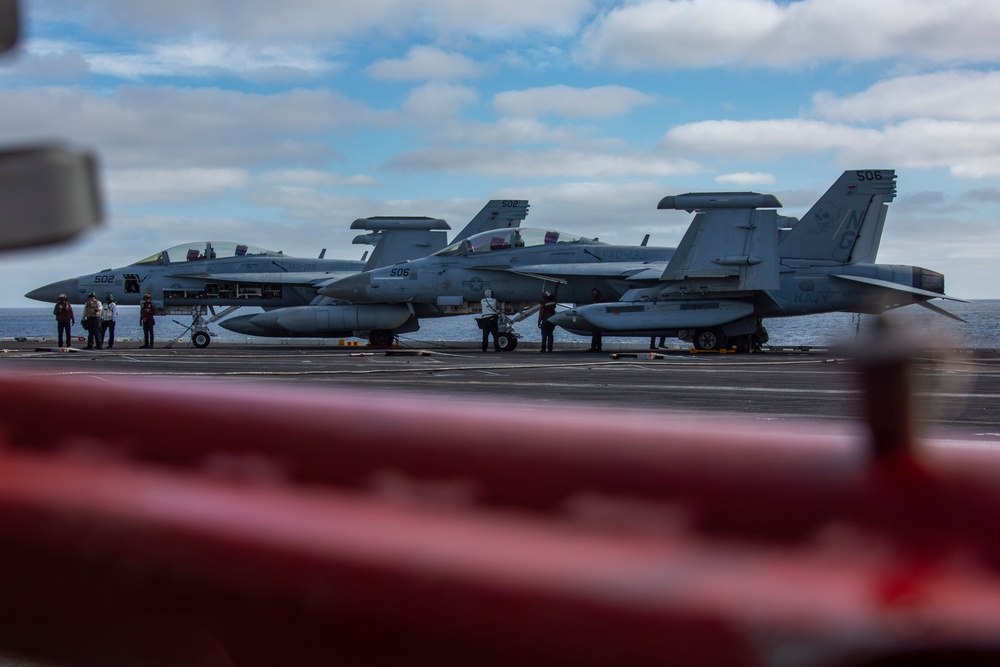 Abraham Lincoln conducts fight operations