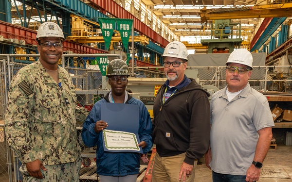 NNSY Celebrates May 2025 Safety Flag Winner