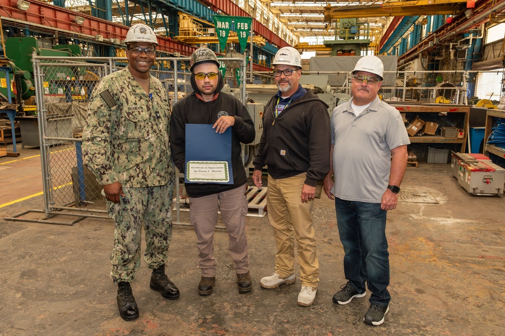 NNSY Celebrates May 2025 Safety Flag Winner