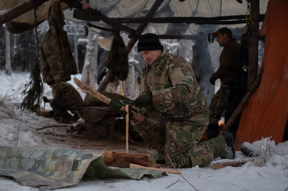 66th TRS Det 1 prepares leaders for Arctic survival
