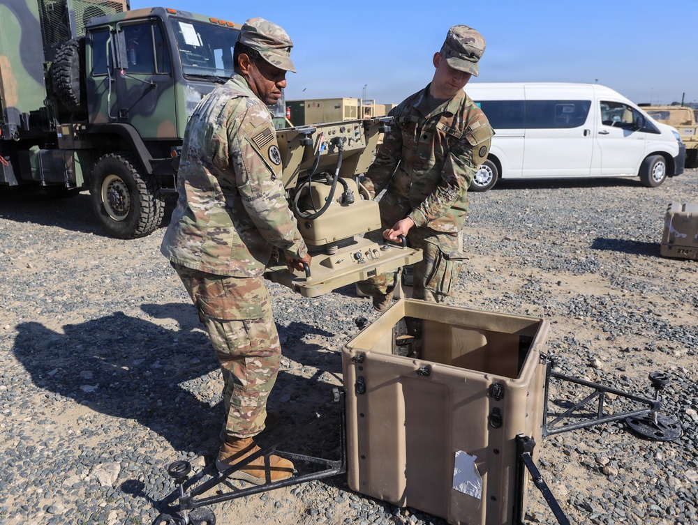 3rd CSC Soldiers cross train for operational readiness