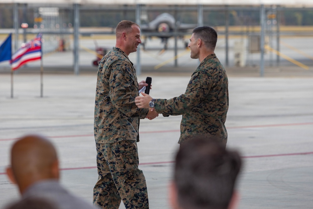 VMFA-533 change of command ceremony