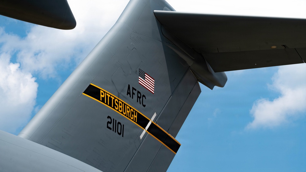 Flash of black and gold