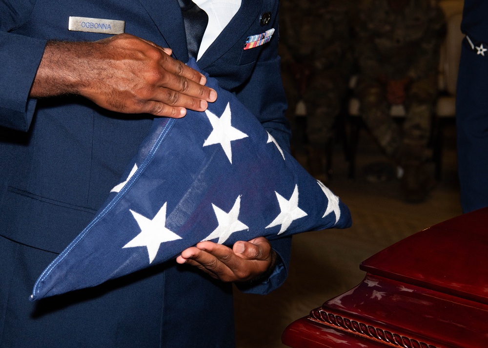 Members of Team Charleston Graduate from the Honor Guard Course