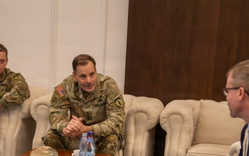 Gen. Christopher T. Donahue, Commanding General of U.S. Army Europe and Africa, Visits Romania