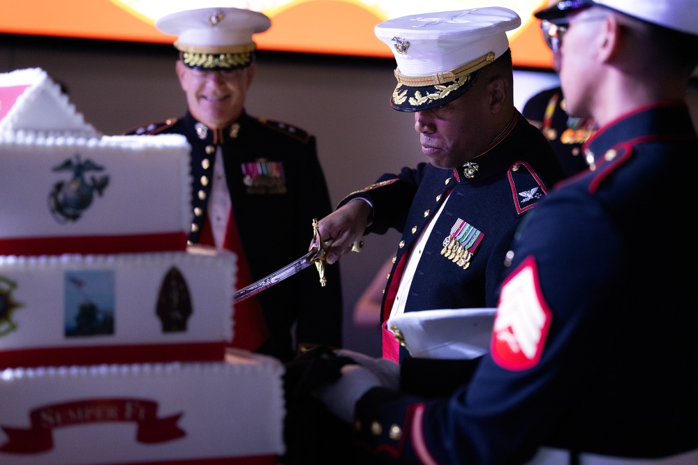 Service Endures: Blount Island Command Marks Marine Corps’ 250th Birthday