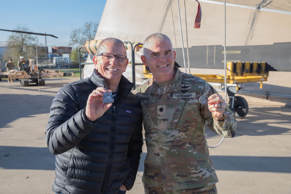 Chef Robert Irvine Visits Soldiers for Thanksgiving in Romania