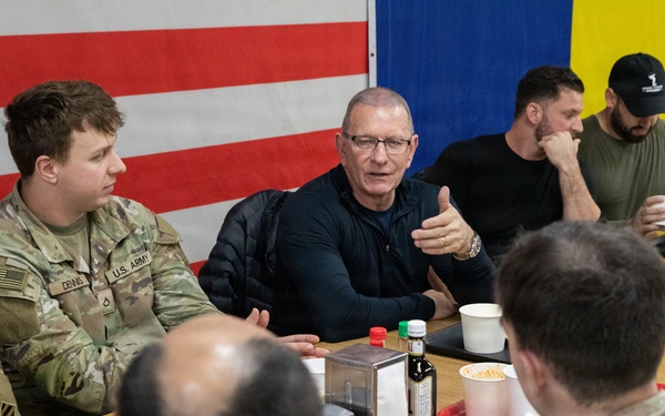 Chef Robert Irvine Visits Soldiers for Thanksgiving in Romania