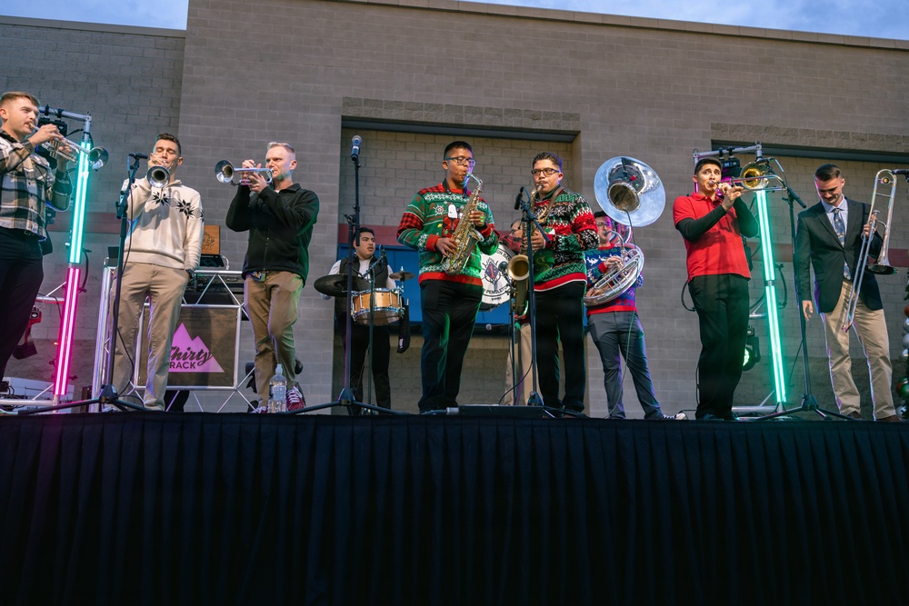 MCCS Camp Pendleton Hosts the 2025 Tree Lighting Celebration