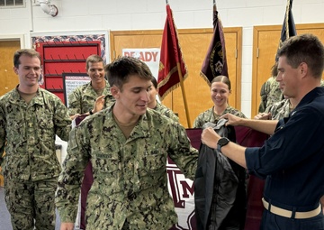 32 NROTC Midshipmen Select First Ship Assignments