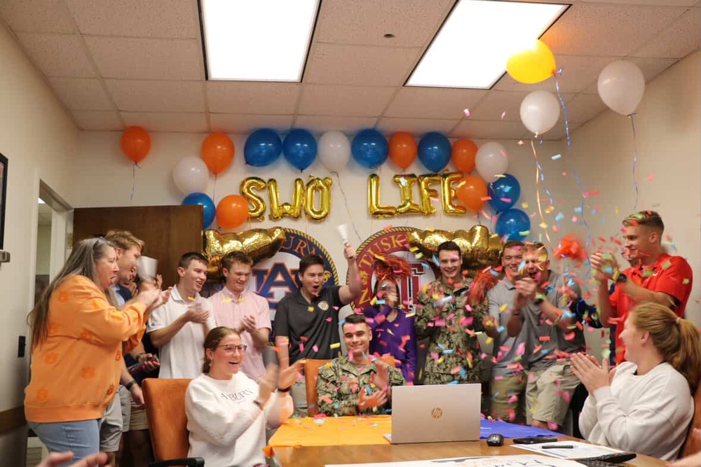 32 NROTC Midshipmen Select First Ship Assignments