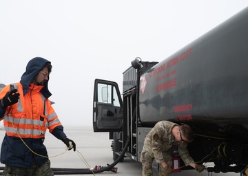 Royal Netherlands visit for Gunfighter Flag