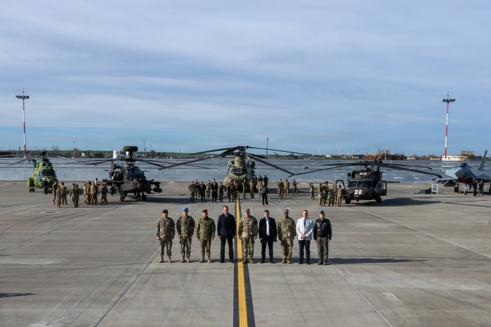 Gen. Christopher T. Donahue, Commanding General of U.S. Army Europe and Africa, Visits Allied Partners and Soldiers in Romania