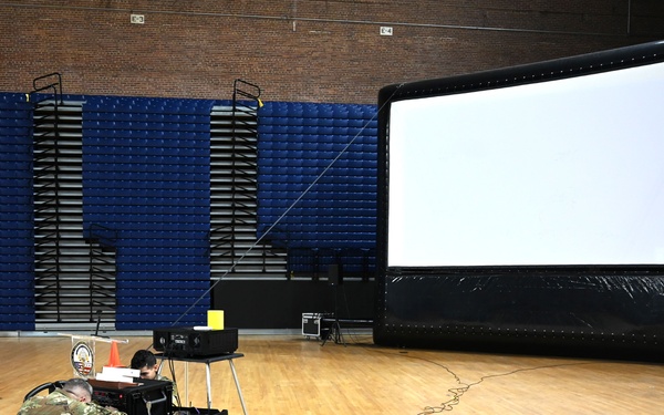 Soldiers set up for Thanksgiving during Joint Task Force-DC