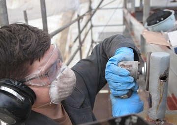 Ronald Reagan Sailors Conduct Preservation Work