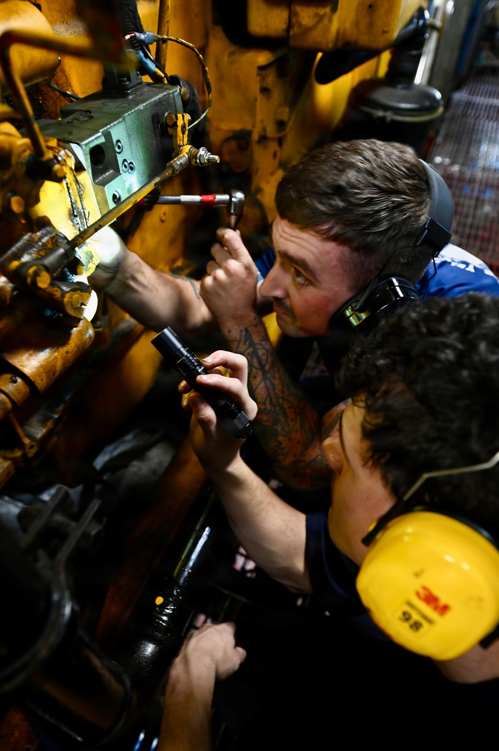 Coast Guard Cutter Vigorous conducts counter-migration patrol in the Windward Passage
