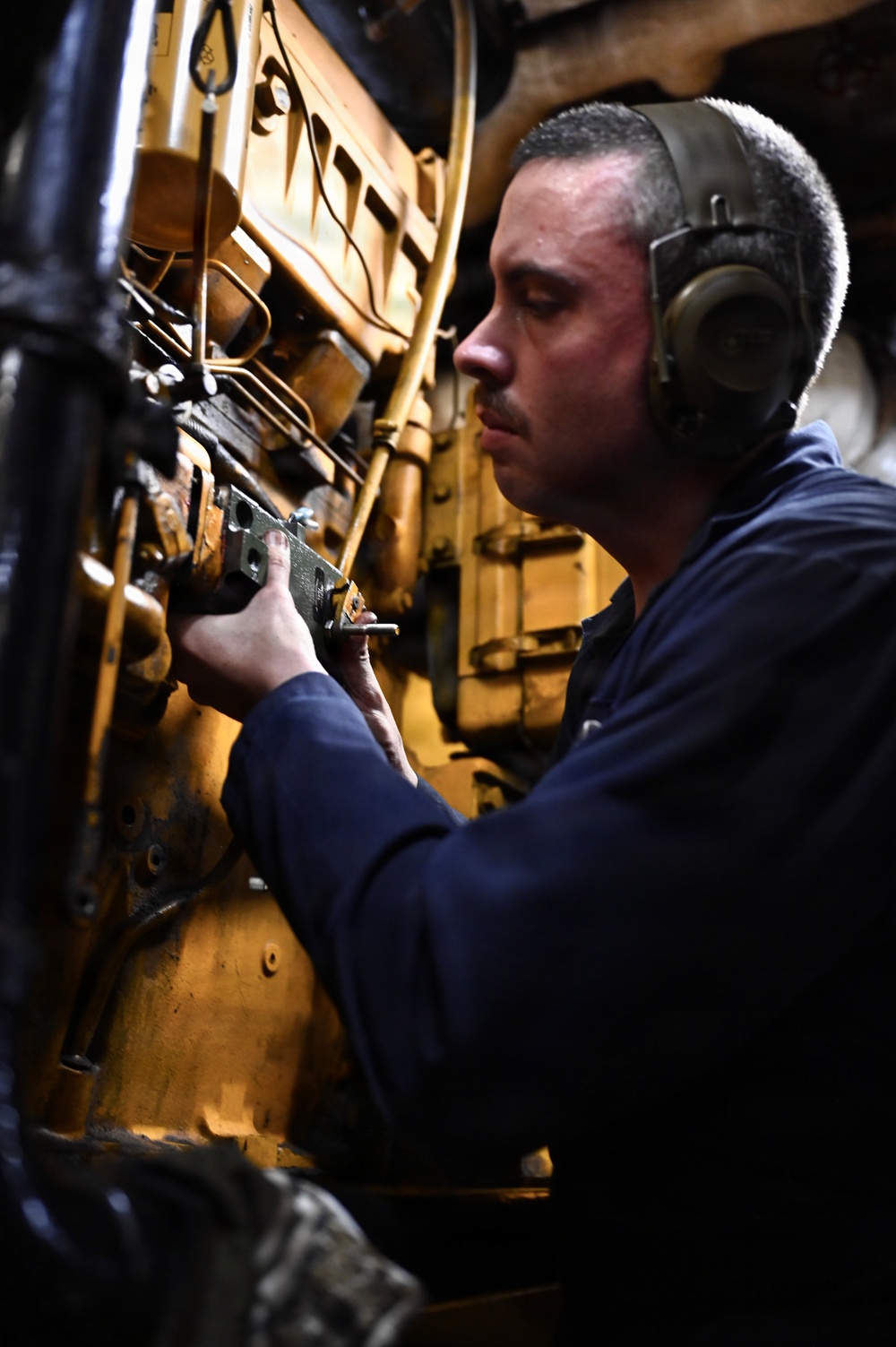 Coast Guard Cutter Vigorous conducts counter-migration patrol in the Windward Passage