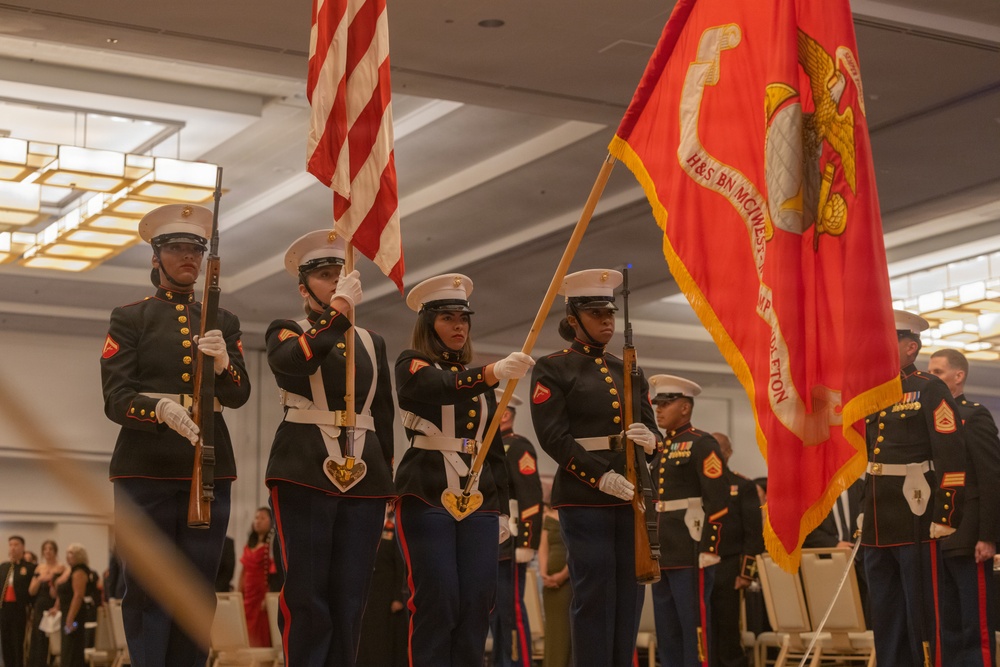 Headquarters and Support Battalion Hosts 250th Birthday Ball