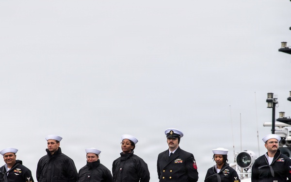 USS Benfold (DDG 65) Arrives at New Homeport