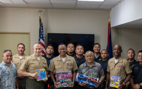 Camp Blaz shows appreciation to Guam Police Department for continued support