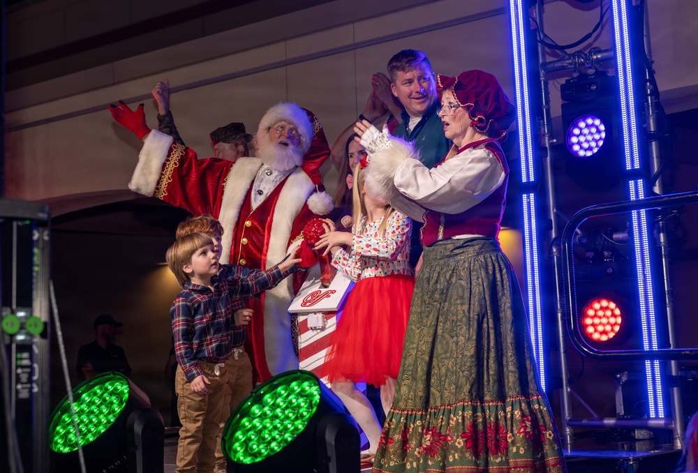 MCCS hosts the 2025 Christmas Tree Lighting Celebration on MCAS Yuma