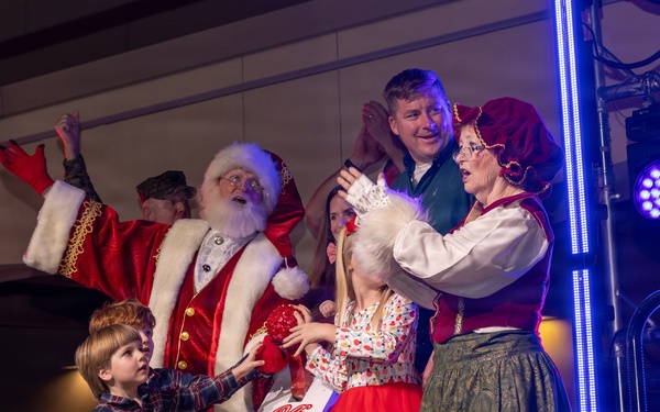 MCCS hosts the 2025 Christmas Tree Lighting Celebration on MCAS Yuma