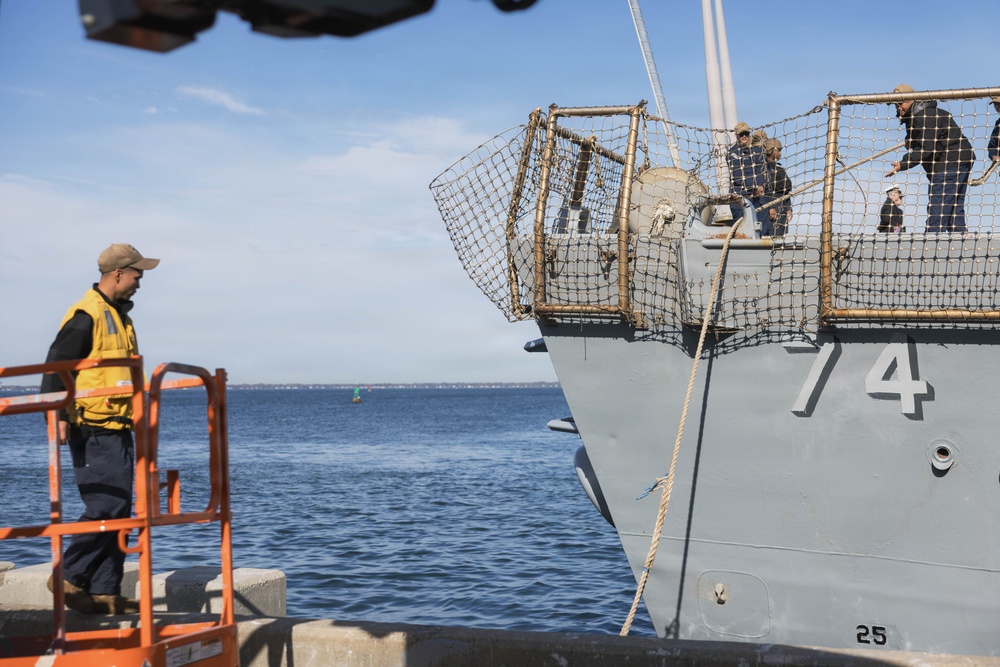 USS McFaul Departs Norfolk for Scheduled Deployment