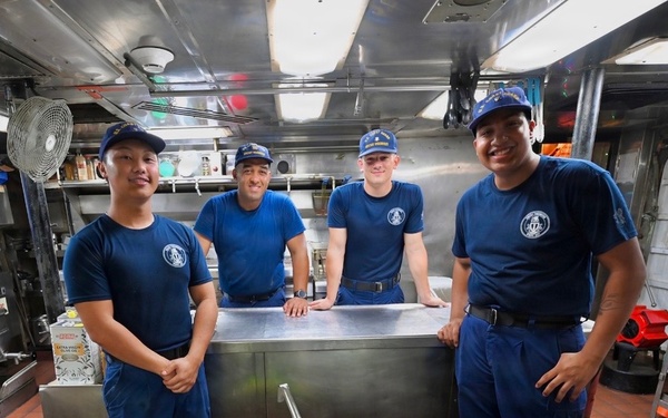 Coast Guard Cutter Vigorous conducts counter-migration patrol in the Windward Passage