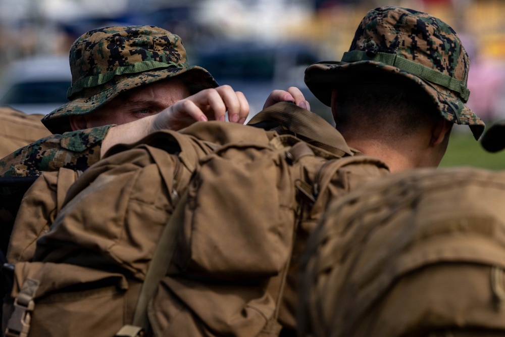 5th Air Naval Gunfire Liaison Company executes 5-kilometer hike