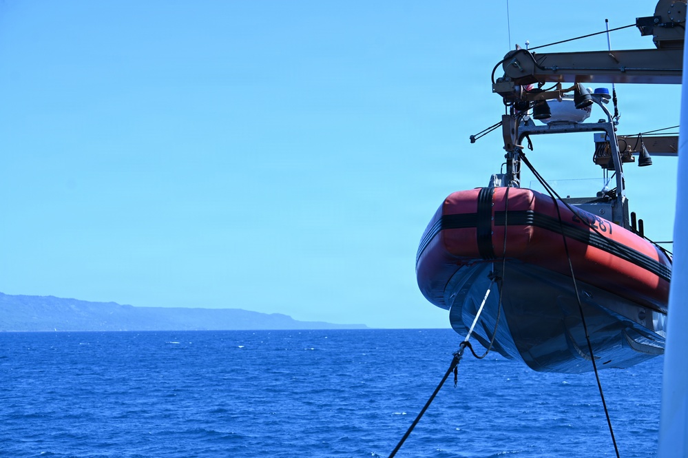 Coast Guard Cutter Vigorous conducts counter-migration patrol in the Windward Passage