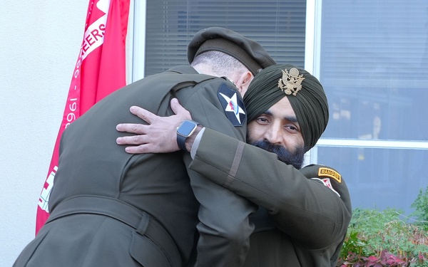 U.S. Army Major “Simmer” Singh Promoted to Lieutenant Colonel
