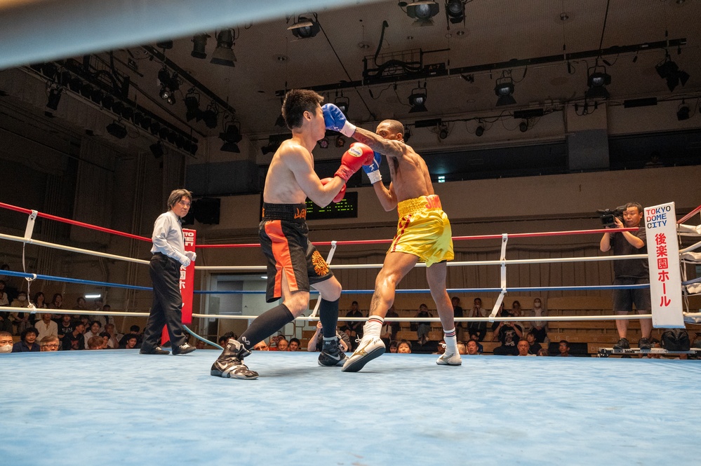 Gambatte! Yokota Airman extends warrior ethos to the ring