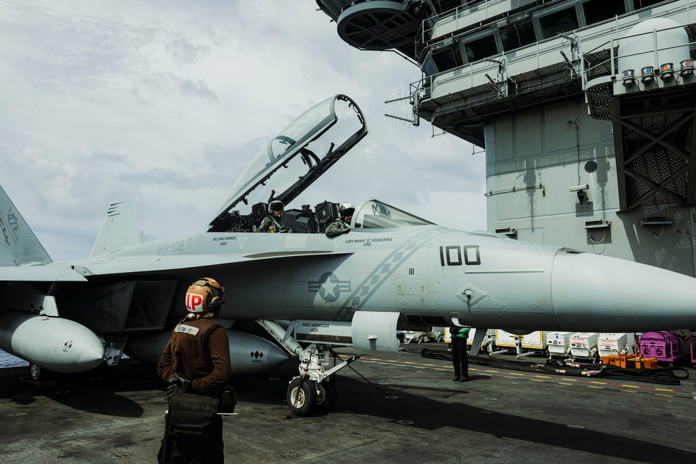 George Washington Conducts Flight Operations