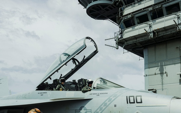 George Washington Conducts Flight Operations