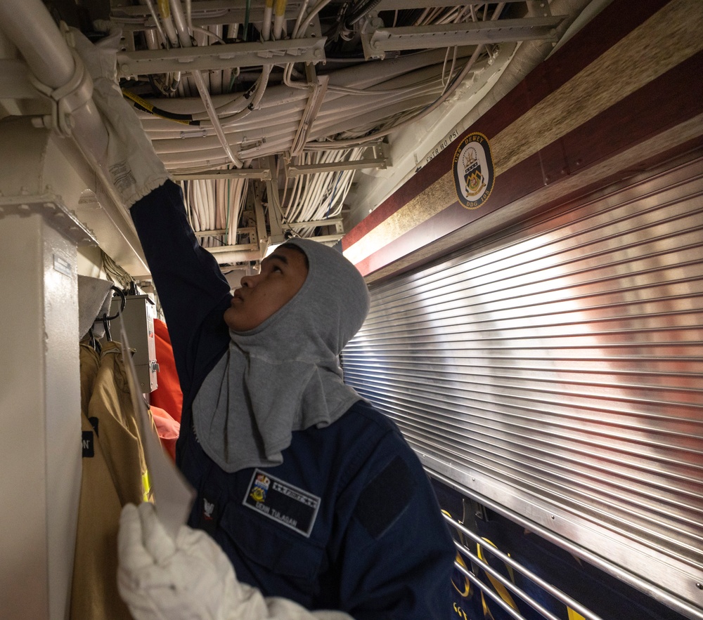 USS Dewey Conducts a General Quarters Drill