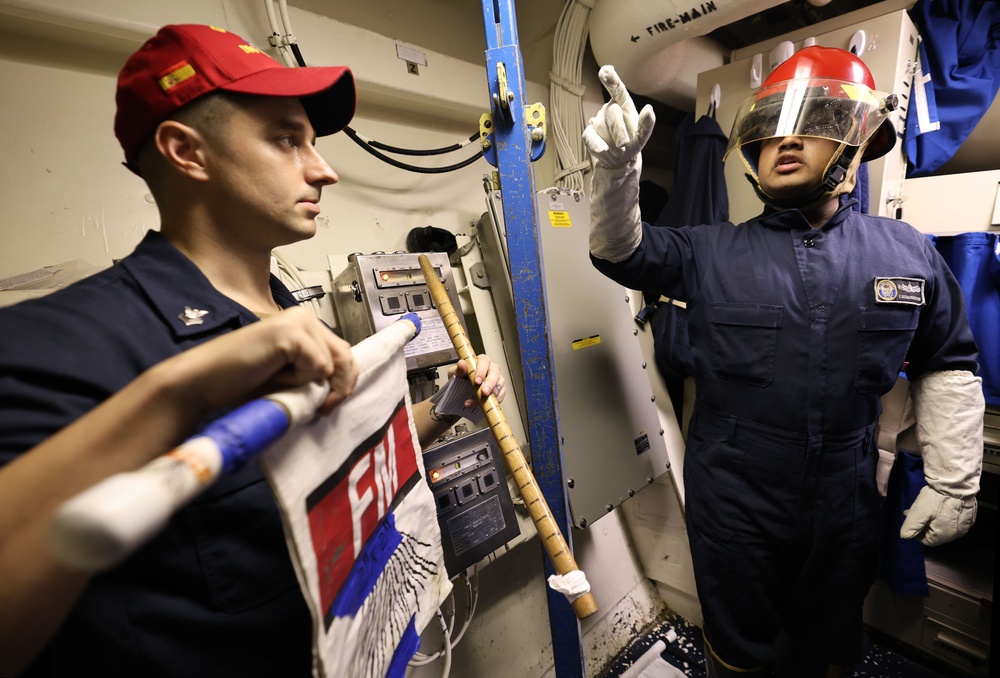 USS Roosevelt (DDG 80) Conducts Flooding Drill