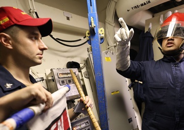 USS Roosevelt (DDG 80) Conducts Flooding Drill