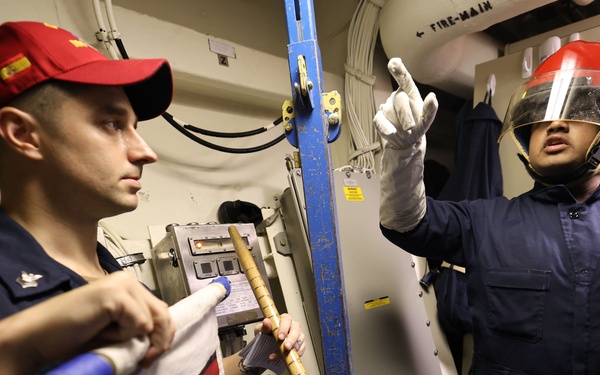 USS Roosevelt (DDG 80) Conducts Flooding Drill