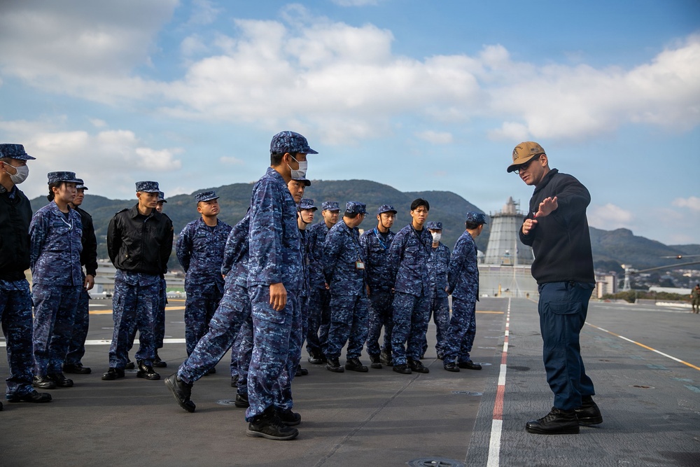 Japanese Maritime Self-Defense Force Helicopter Squadron 22 Tours USS Tripoli